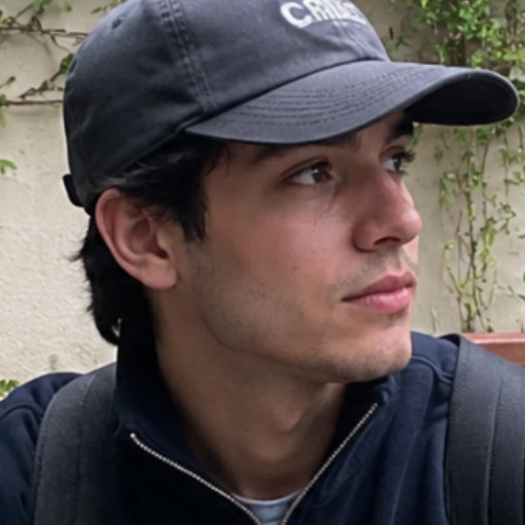 <em>Roberto H</em>